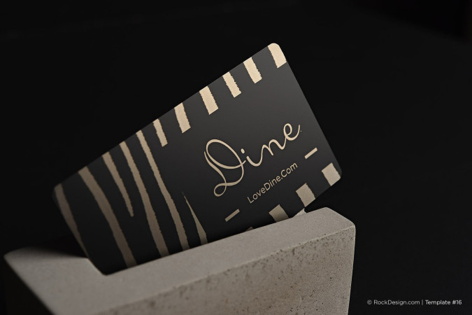 Fancy quick black metal business card with laser engraving - Dine