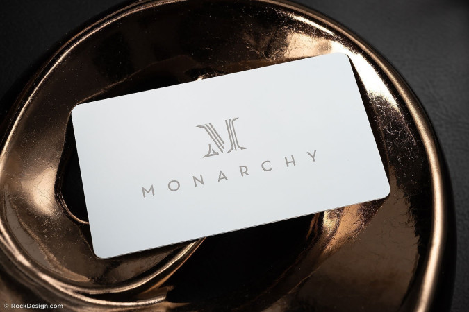 Elegant metal quick name card design – Monarchy