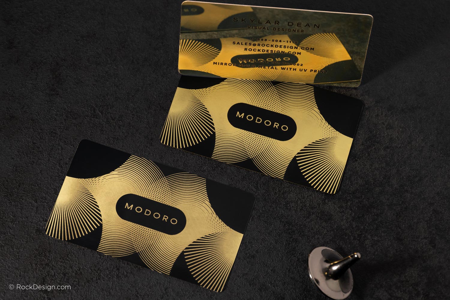 laser-engraving-uv-printing-black-mirror-finish-gold-metal-business-card-template-704002-modoro-rockdesign-image-01